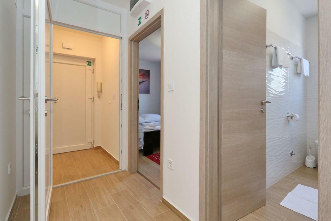 Two New Apartments By The Town Center Zadar Exterior photo